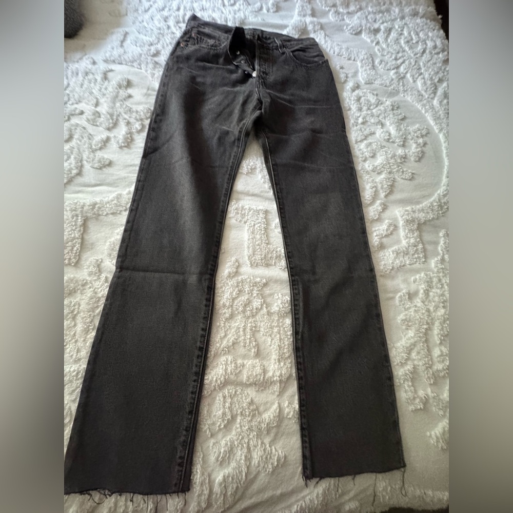 Levi 501 Original Black Denim Jeans Raw Hem Button Fly W28 L32